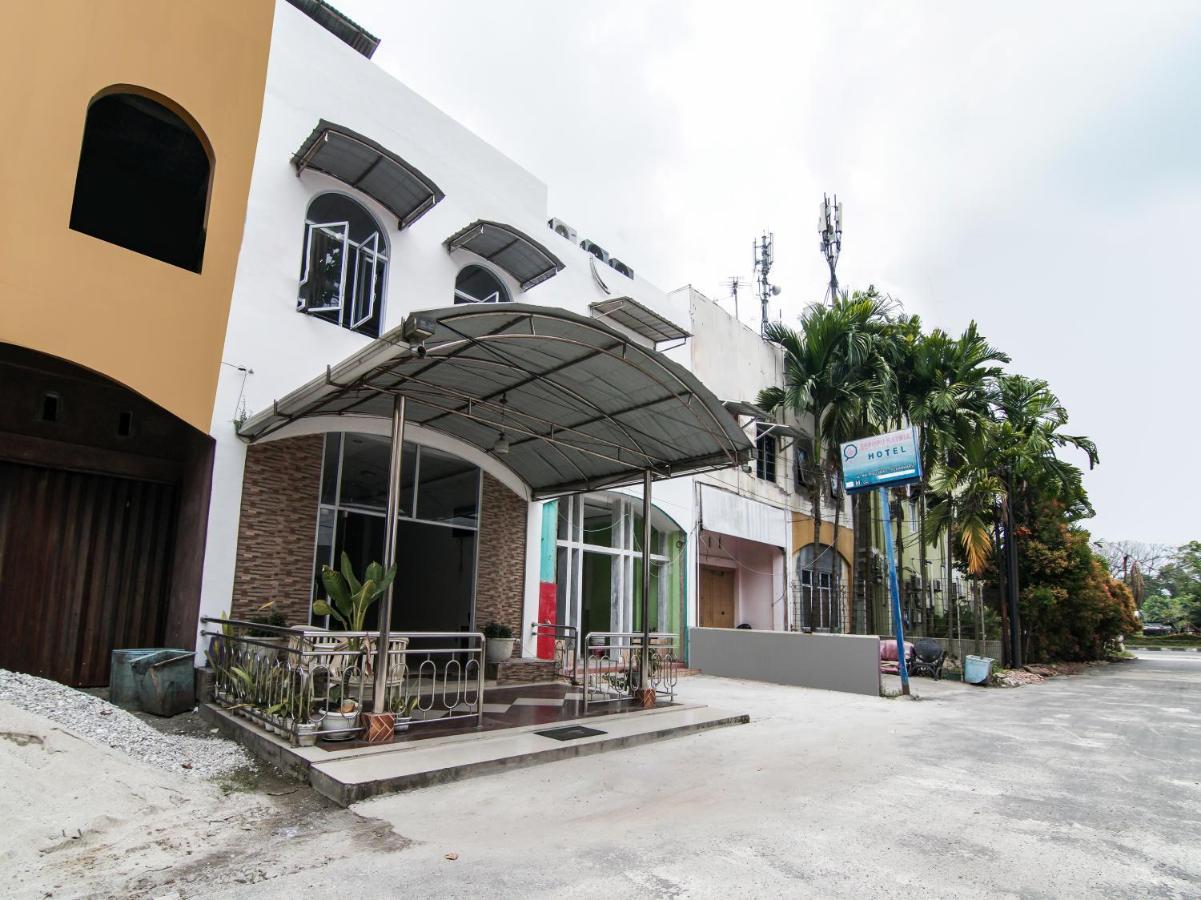 بيكانبارو Oyo 90897 Hotel Sepupu Satria المظهر الخارجي الصورة